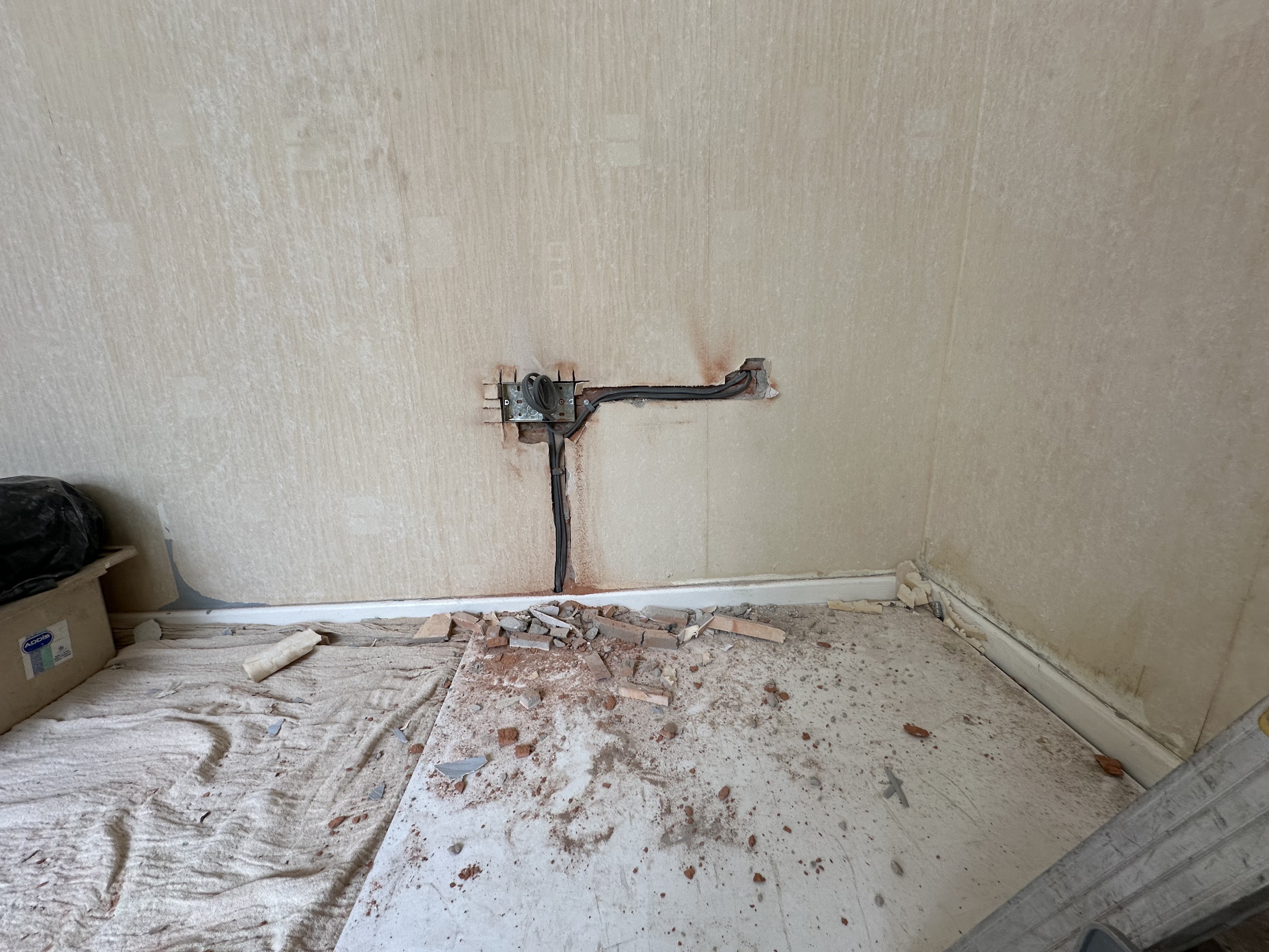 Back boxes and sockets installed