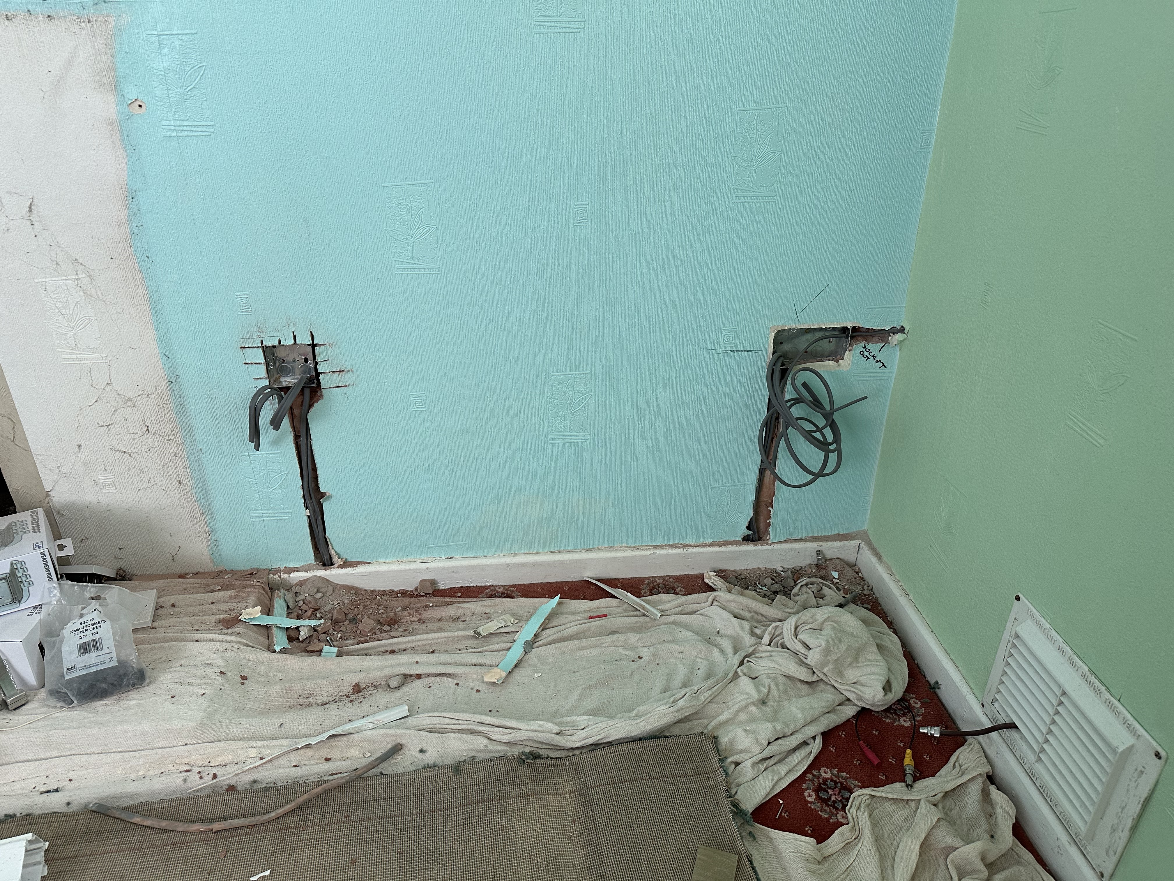 Rewire first fix cables in wall